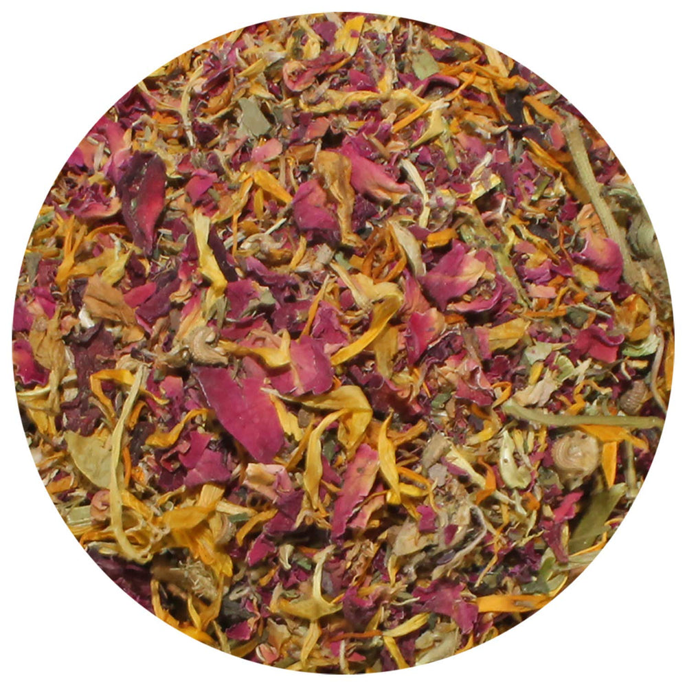 Exotic Nutrition Flower Fusion Treat petits morceaux pour l’enrichissement, parfait pour glisser dans un jouet.