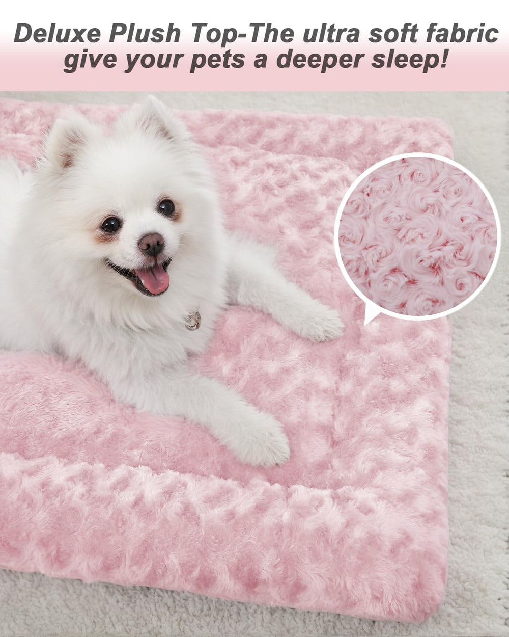 Exsnugy-tapis-chien-rose-chenil: parfait sur lit surélevé pour chien.