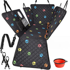 Famstar couvre-siege-arriere-dog-etanche protège la banquette contre les taches et les poils.