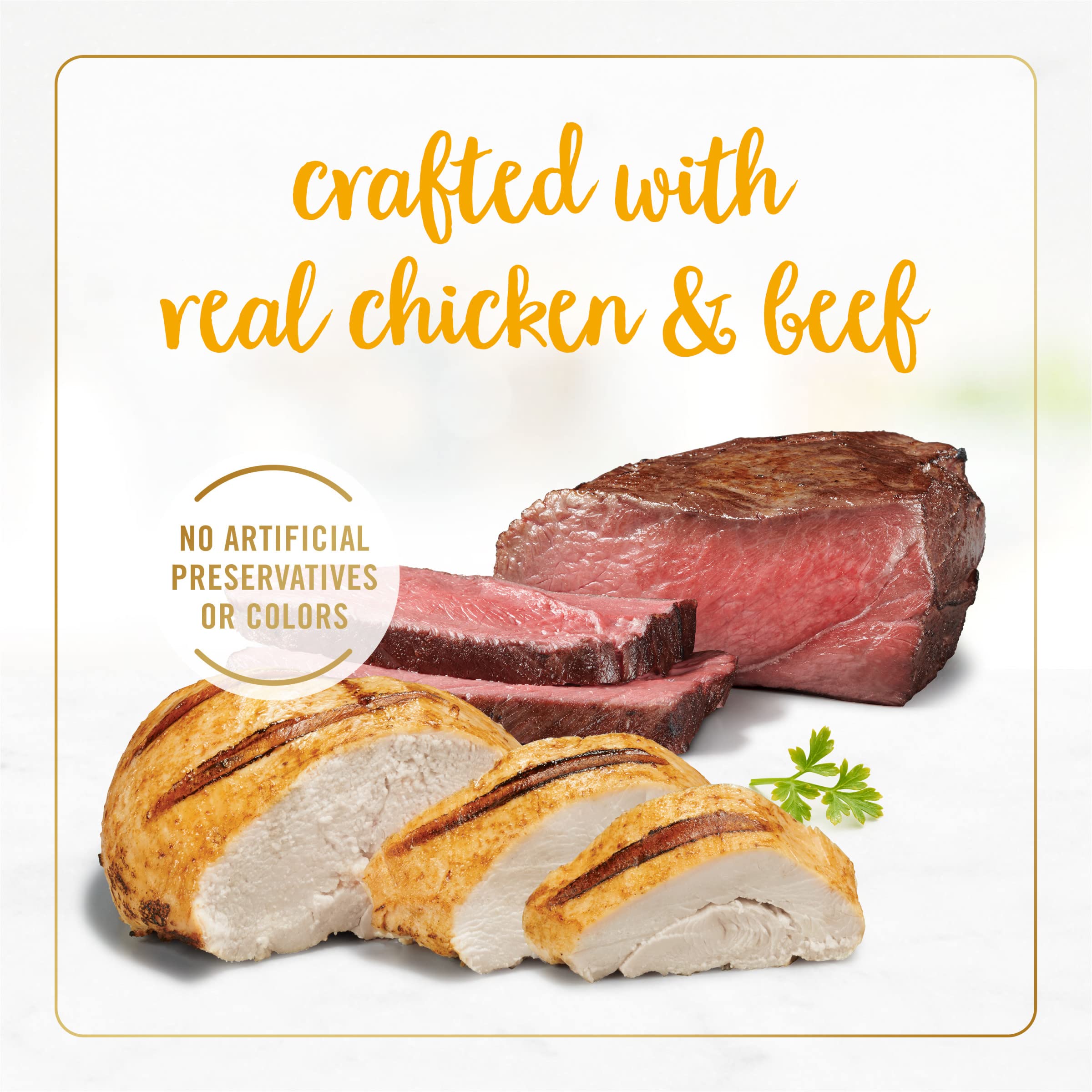 Fancy Feast boîte chat poulet et boeuf sauce savoureuse, repas quotidien pratique.