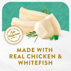 Poulet et poisson dans Fancy Feast Broths apportent protéines et goût.