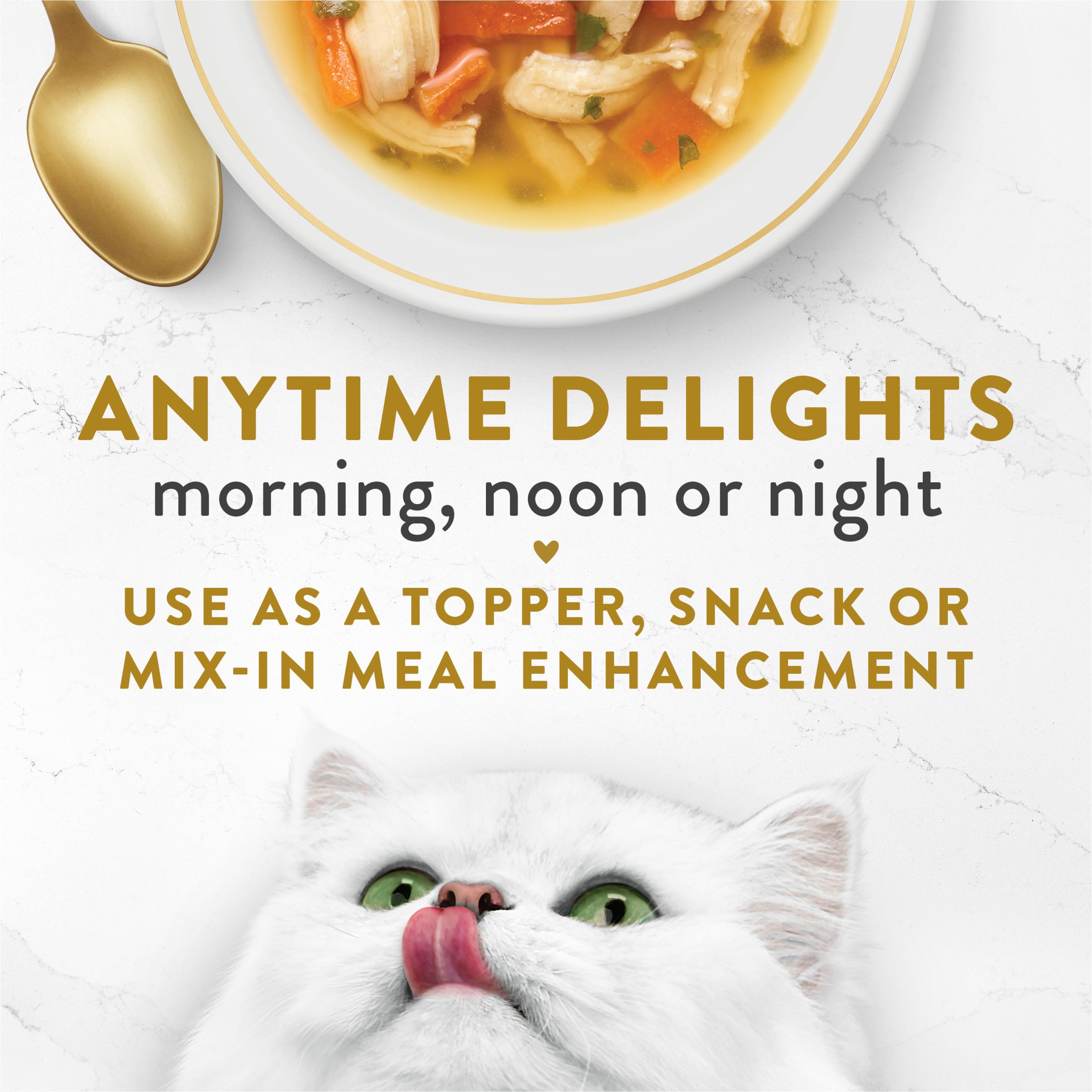 Savoureux mélange de légumes dans Fancy Feast Broths pour plus de variété.