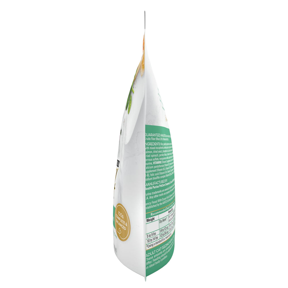 Fancy Feast croquettes-purina-texture-croustillante : texture croustillante que les chats adorent.