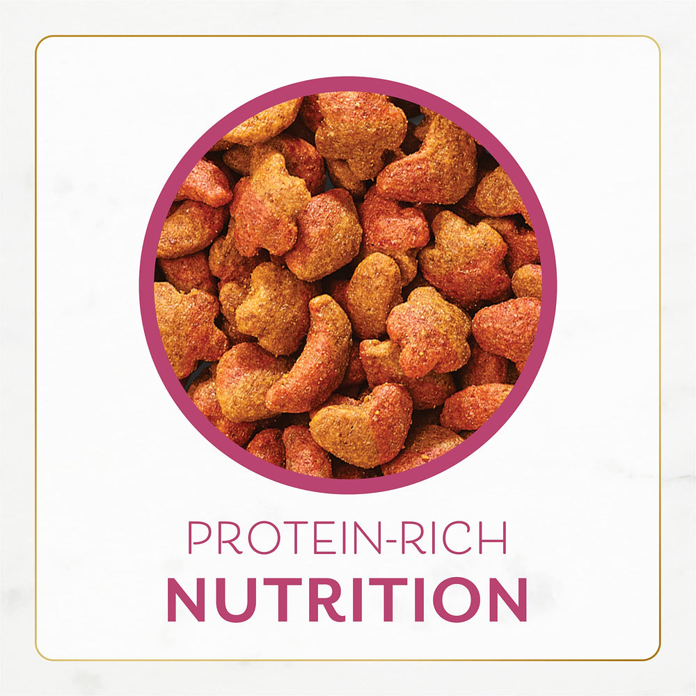 Bouchées croquantes riches en vitamines et minéraux pour le bien-être du chat.