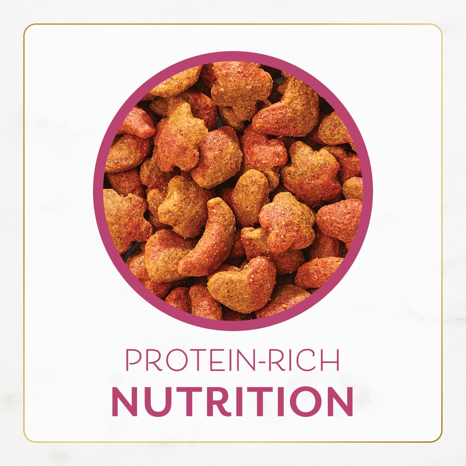 Fancy Feast emballage pratique en lot de 3 pour faciliter le service.
