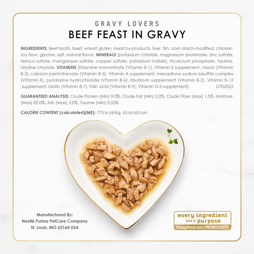 Sauce savoureuse enveloppant les bouchées Fancy Feast Gravy Lovers.