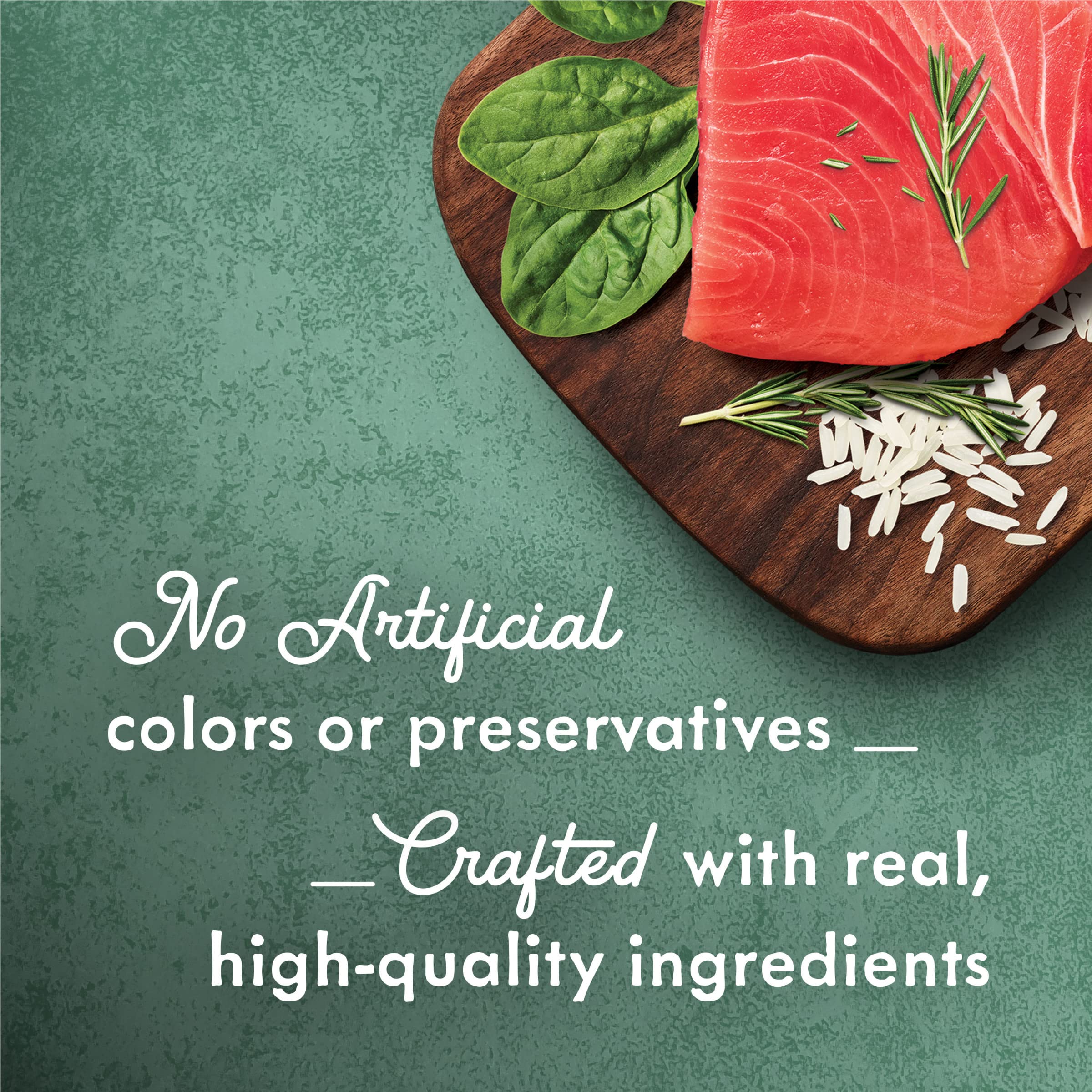 Fancy Feast Medleys Thon Tuscany sauce onctueuse enveloppant les bouchées.