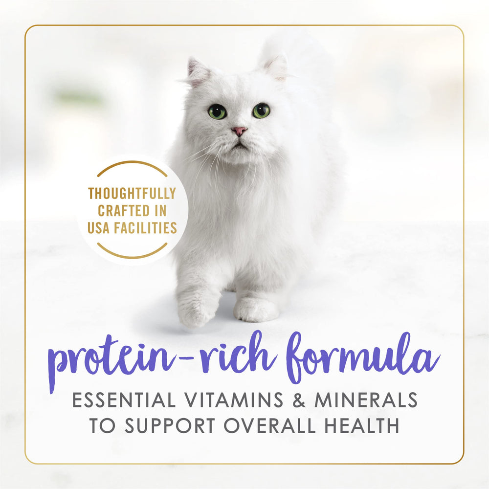 Fancy Feast: nourriture humide montrant poisson et crevettes dans sauce savoureuse pour le chat.
