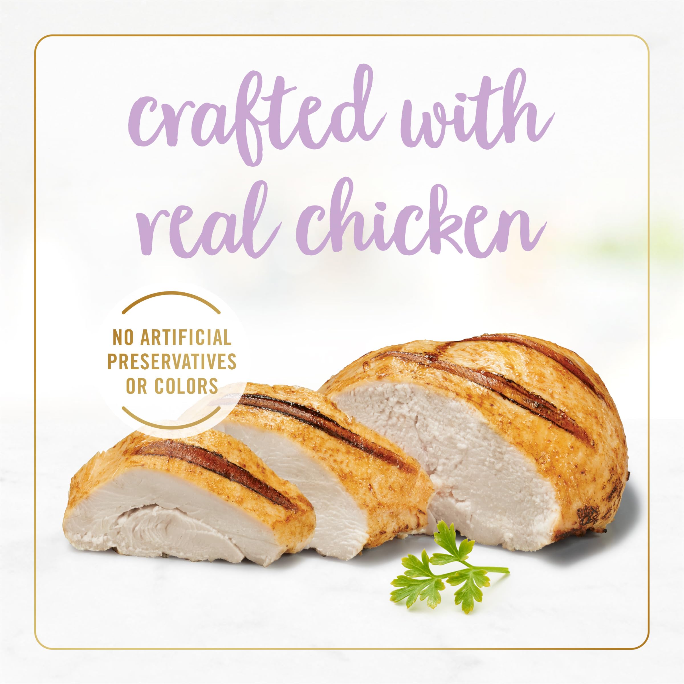 Détail de poulet réel dans Fancy Feast : protéines de qualité pour chaton.