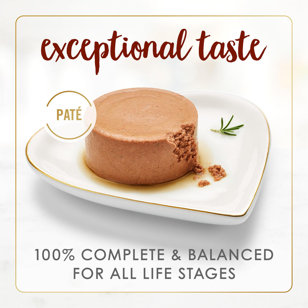 Fancy Feast Tender Beef Pâté – boîte ouverte prête à servir, portion gourmande.