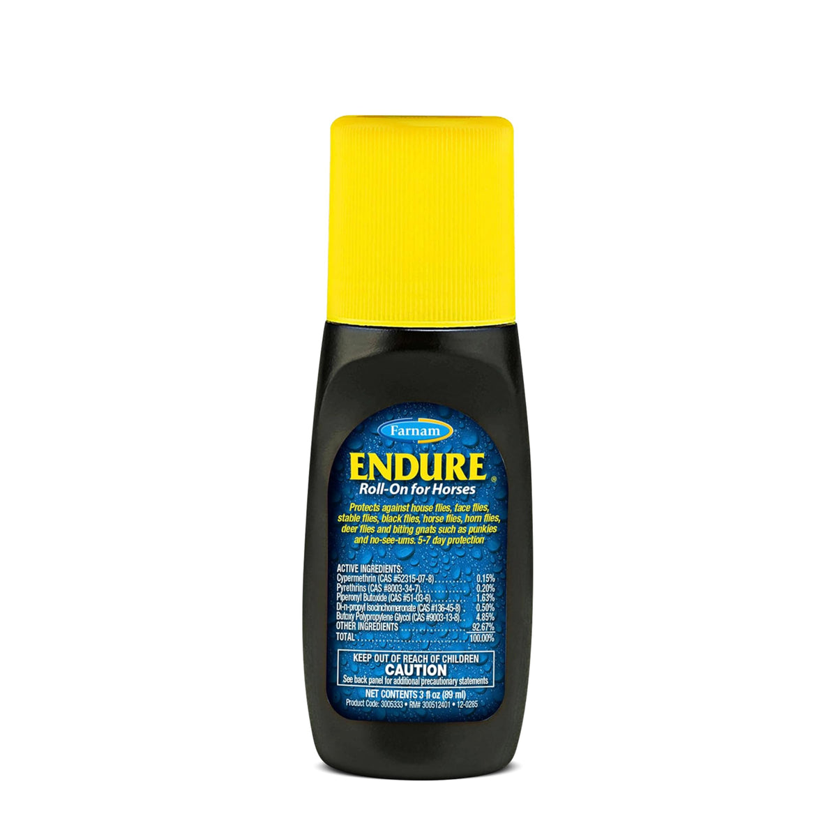 Farnam Endure Roll-On près du nez du cheval pour zones sensibles et protection ciblée.