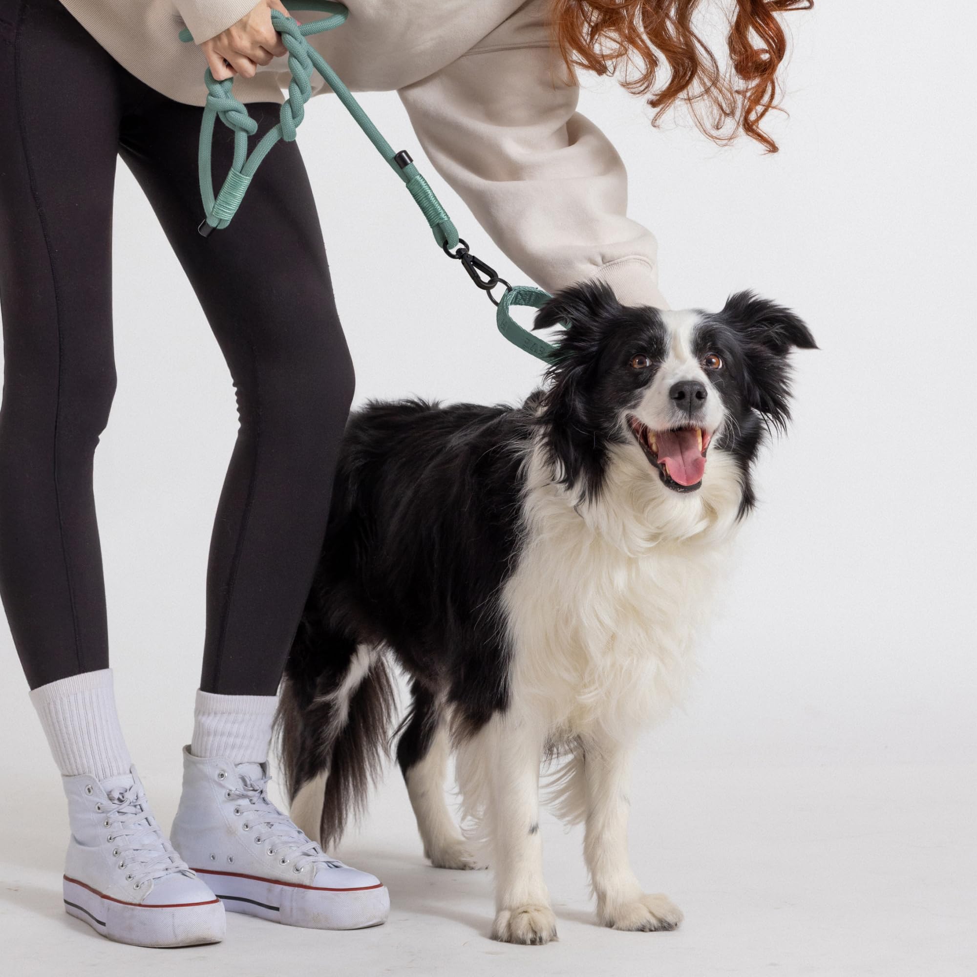 Fei and Eve — Détail tressage artisanal, solidité durable pour les sorties