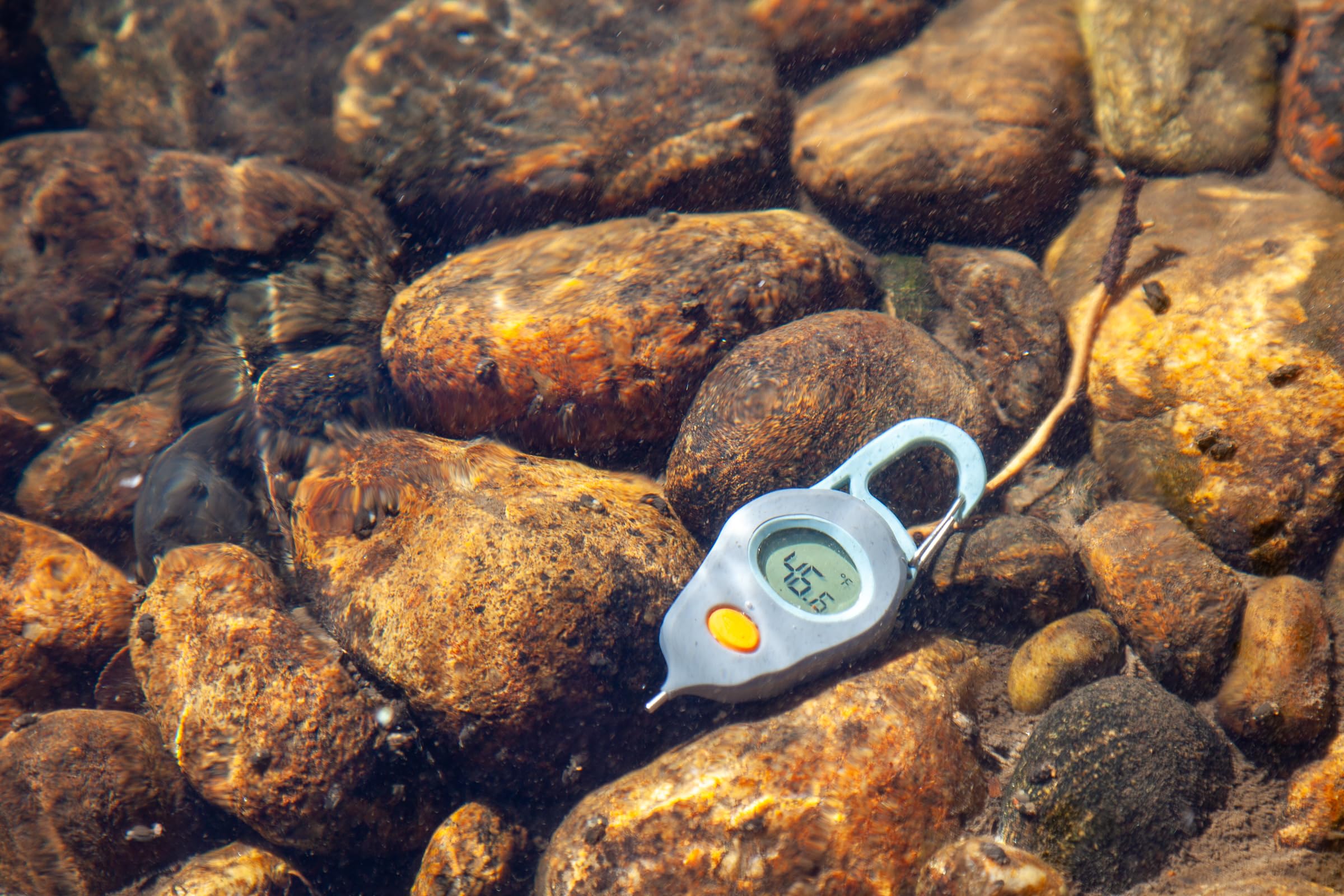 Corps polycarbonate recyclé du Riverkeeper, robuste et durable en plein air