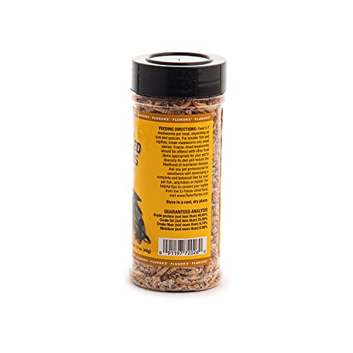 Reptiles dégustent Fluker's vers de farine séchés, alimentation simple et pratique.