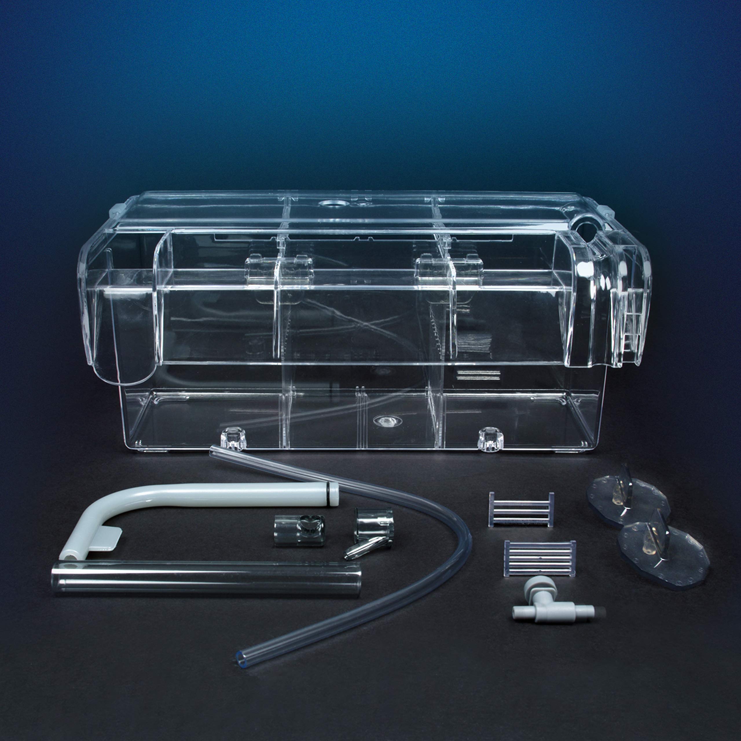 Fluval boîte multi-chambres avec 3 compartiments pour séparer alevins et poissons pendant l’élevage.