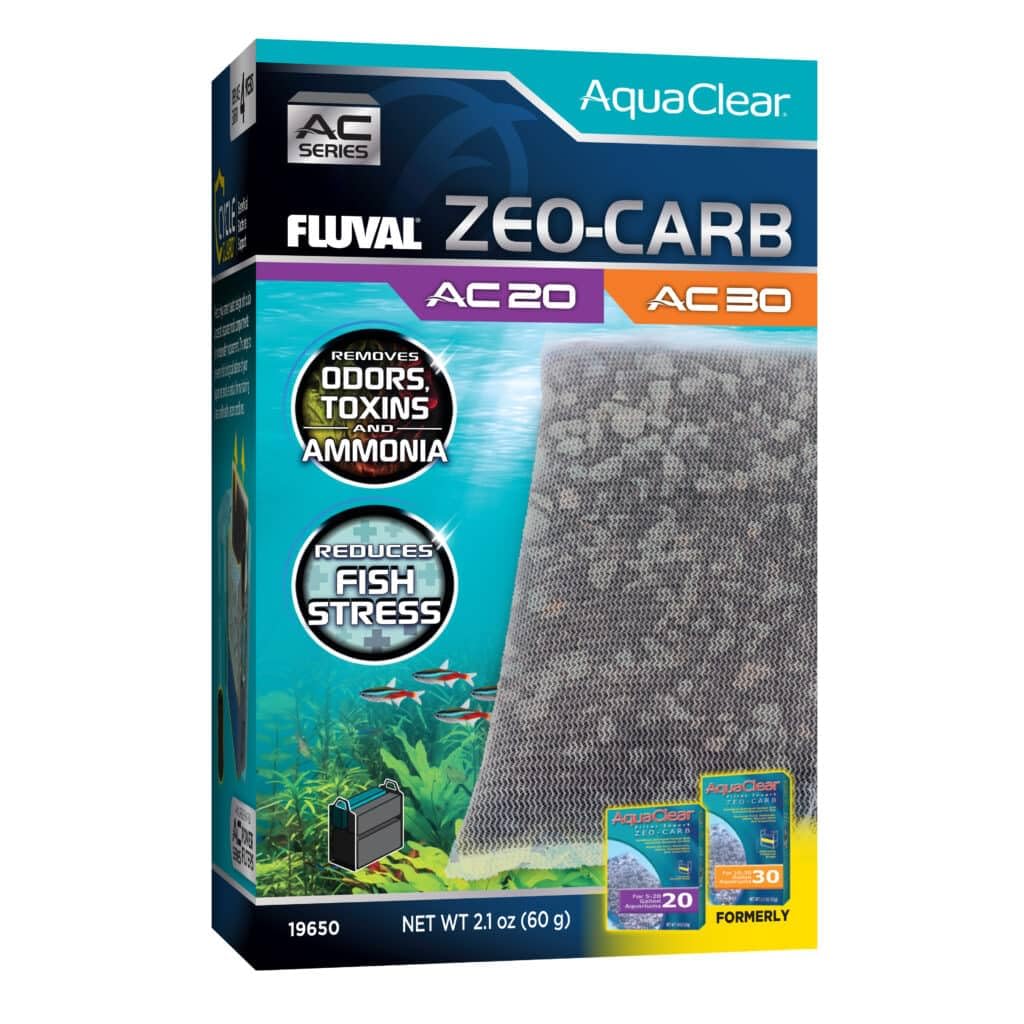 Fluval Zeo montre la combinaison zéolite-carbone pour une filtration efficace et eau claire.