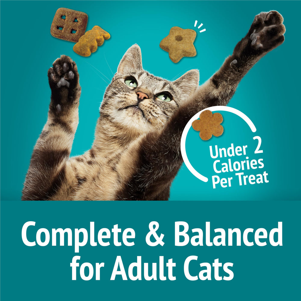 Petites bouchées Friskies Meow Luau Crunch pour mâcher facilement.