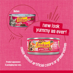 Friskies Prime Filets: gros plan sur les morceaux saumon et boeuf gorgés de jus.