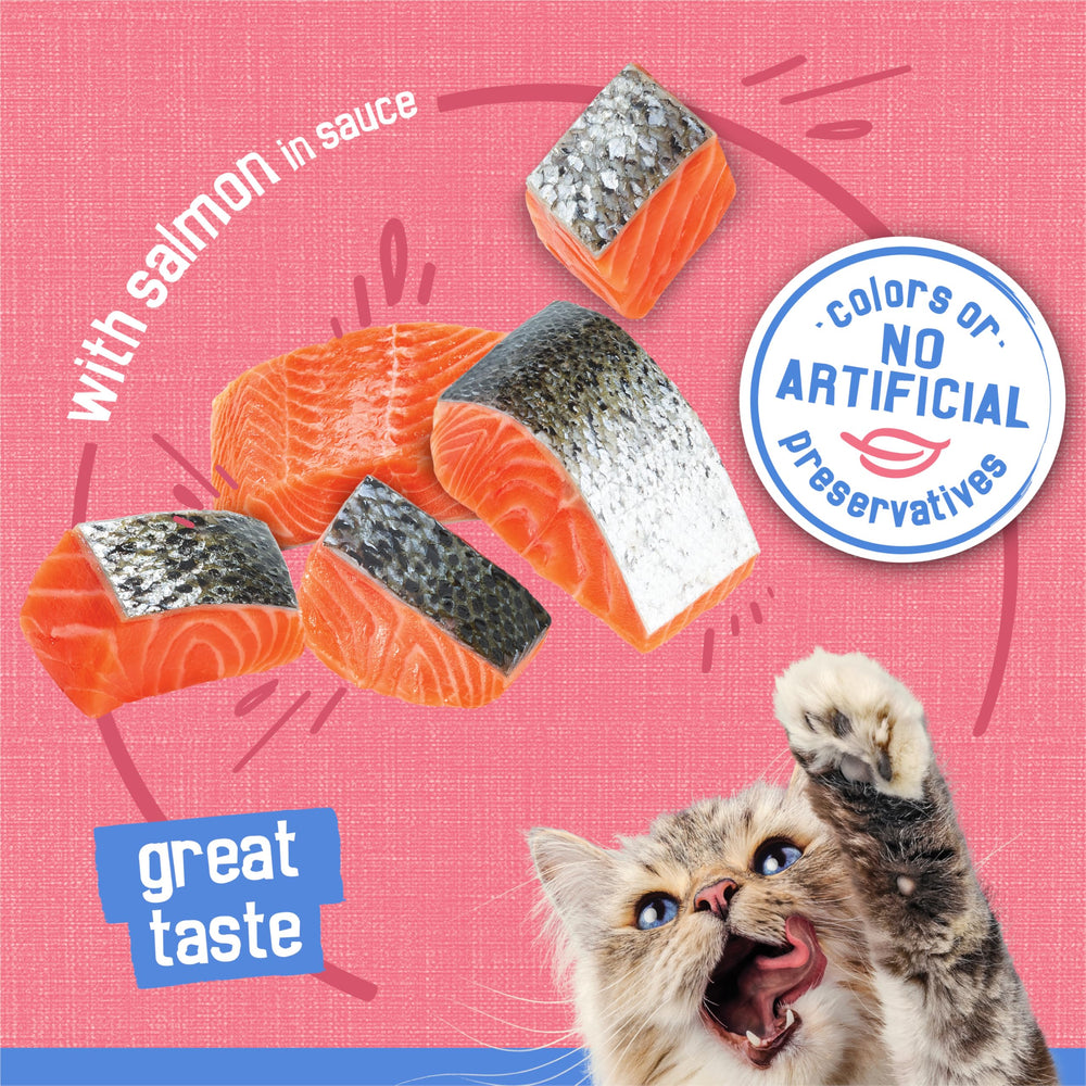 Friskies Shreds saumon dans sauce, texture fine d'émiettes pour faciliter la mastication.