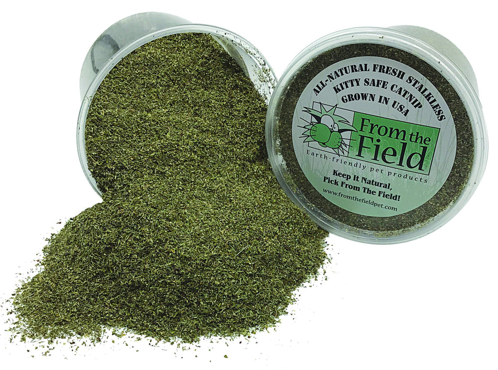 From The Field Catnip, emballage refermable pour préserver la fraîcheur et les huiles essentielles.