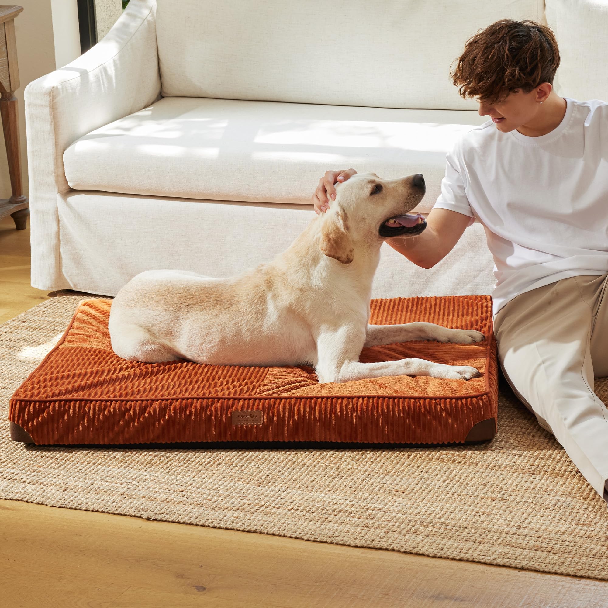 Couleur orange chaude pour une touche cosy.