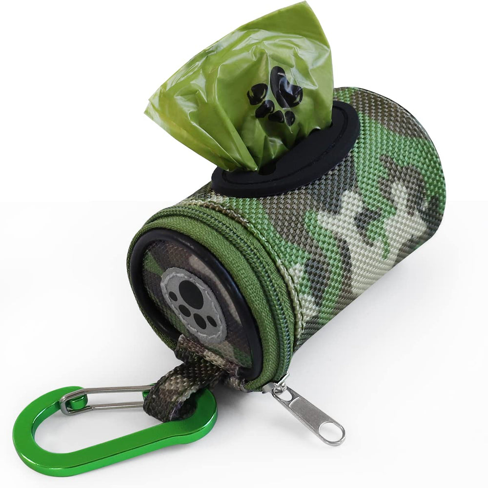 Porte-sacs FURHAB en camouflage forêt, pratique et résistant en promenade.