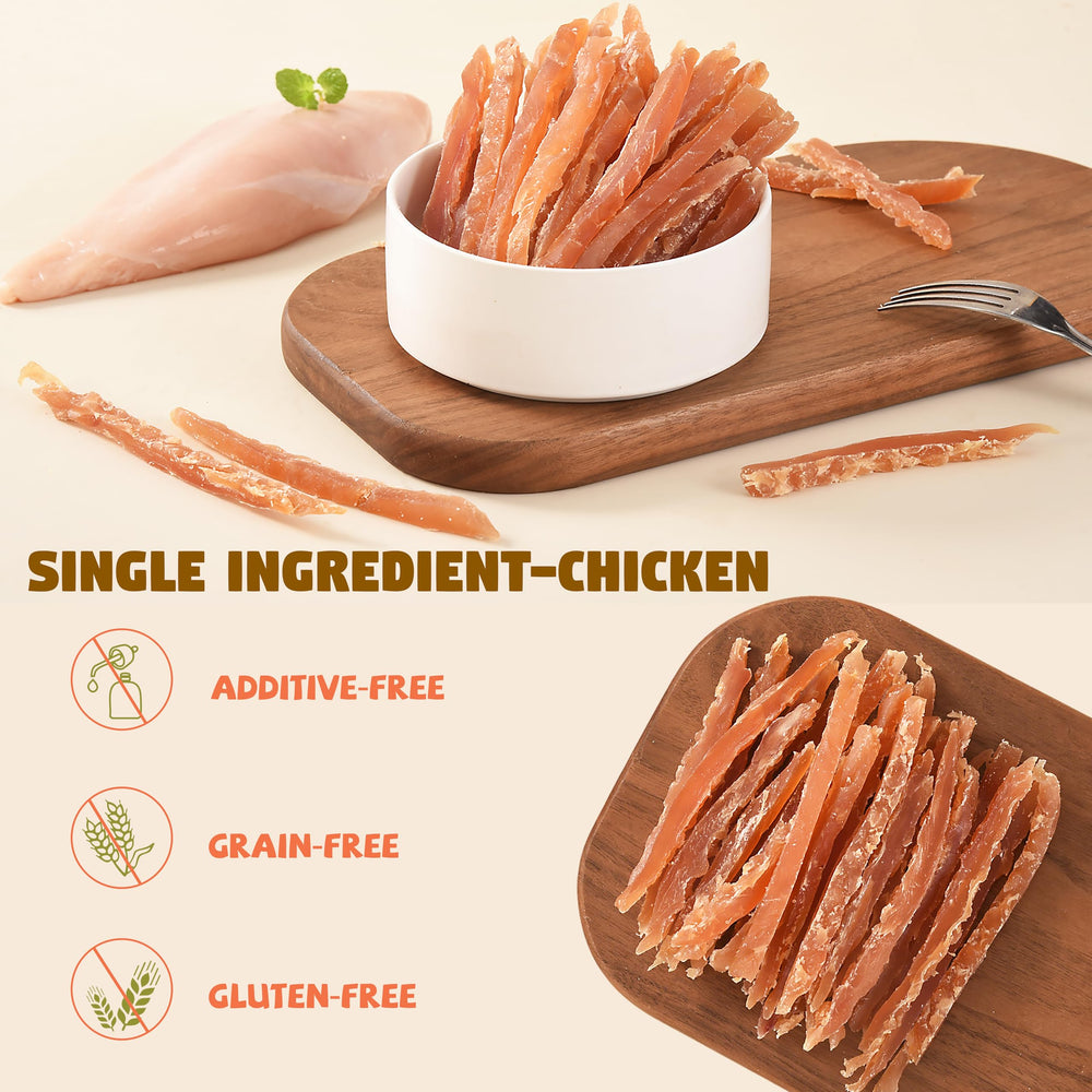 Gros plan sur Furmate, tranches de poulet séché, protéines élevées pour chiens actifs.