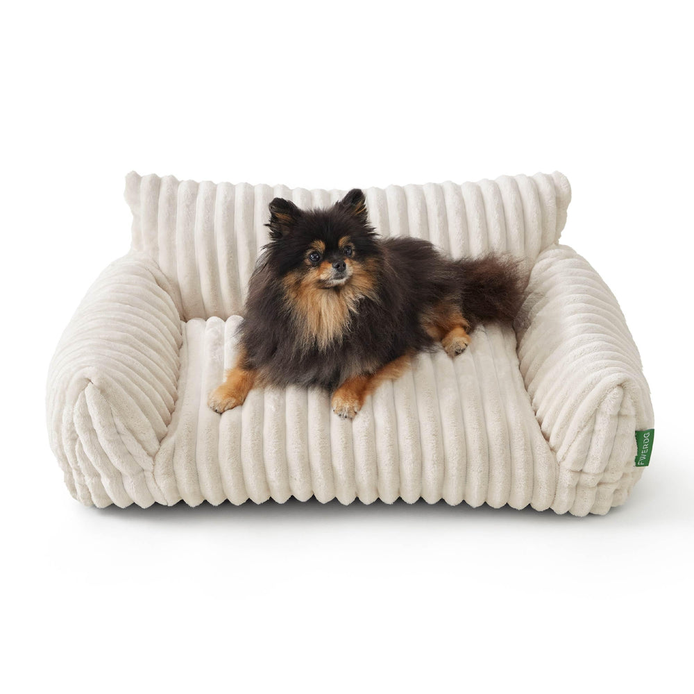 Le canapé FWERDG avec support triple offre un repos optimal pour la tête et le cou des chats.
