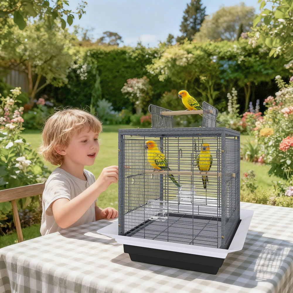 GarveeLife-ouvertures-exterieurs-cage permet d’accrocher des accessoires externes