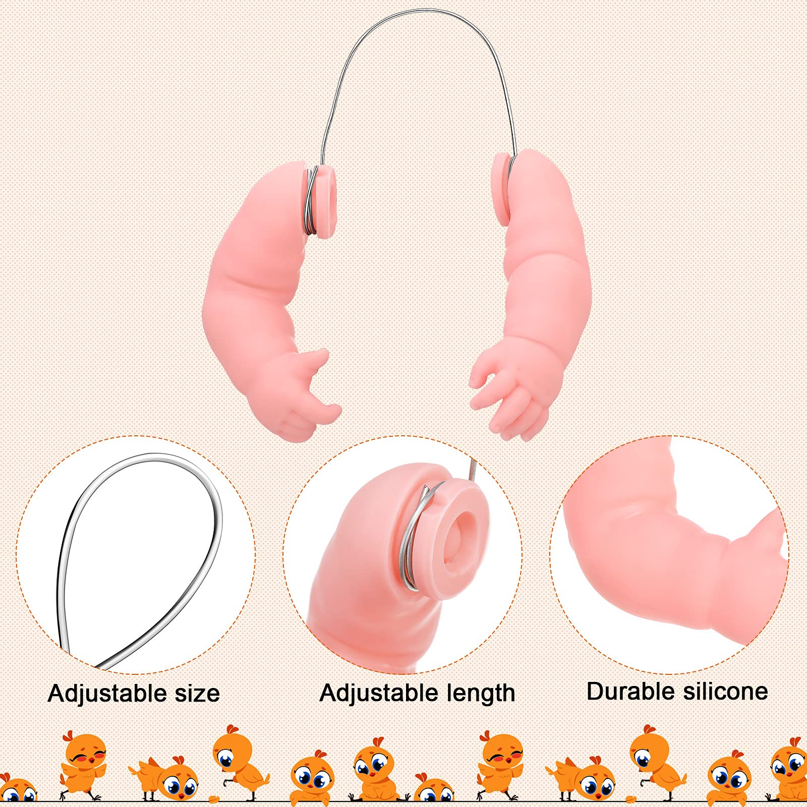 Bras poupee poulet et casque Gejoy, pose mignonne pour photos.