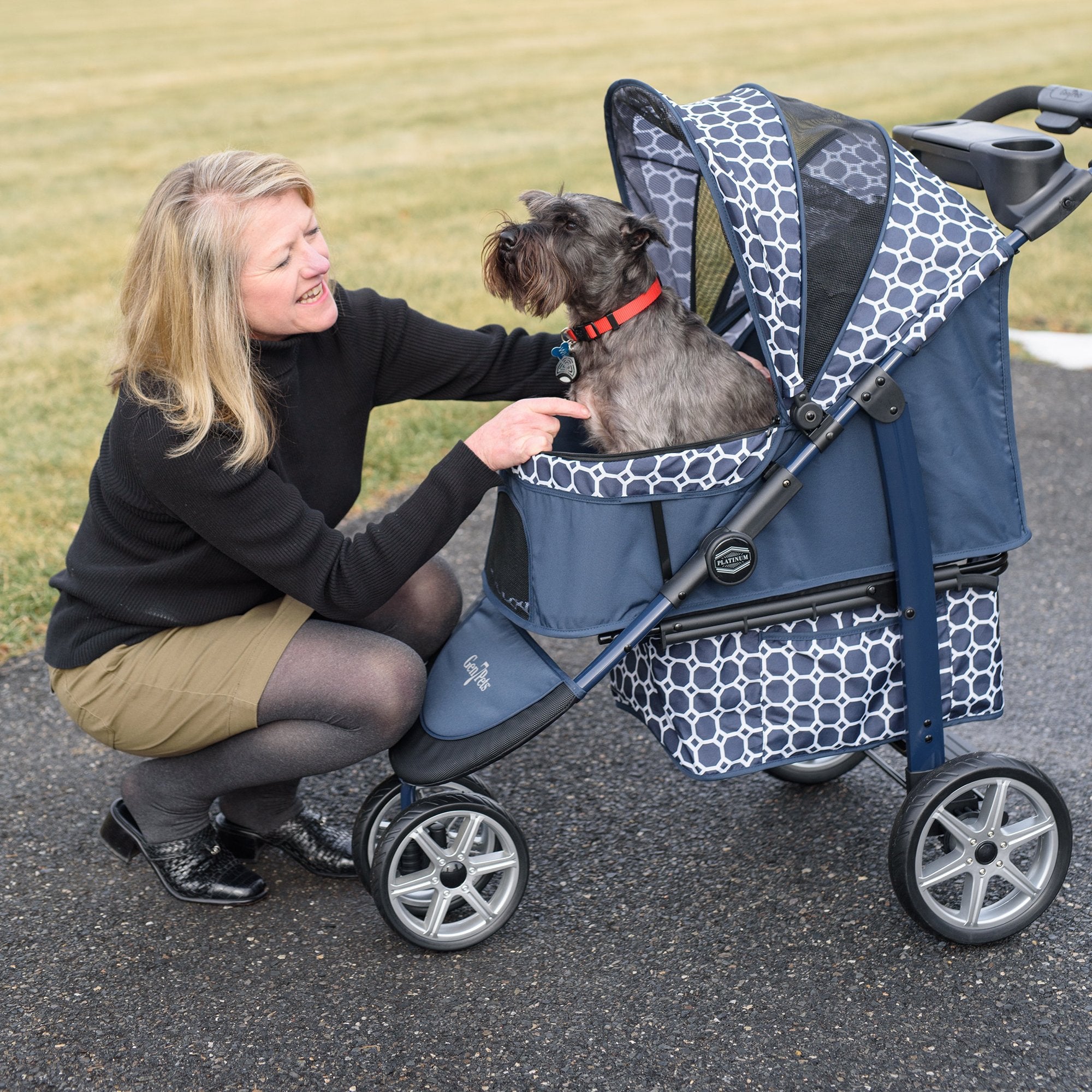 Gen7Pets Monaco, roues amorties pour un trajet confortable sur surfaces variées.