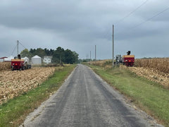 Écureuil dégustant du maïs Generic Disbro Farms.