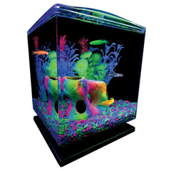 GloFish gravier vert rehausse les plantes et décorations aquatiques.