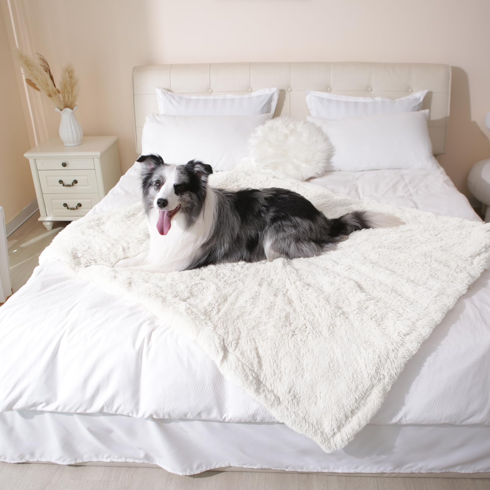 gogobunny-couverture-voiture-camping: idéale en déplacement pour le confort des animaux.