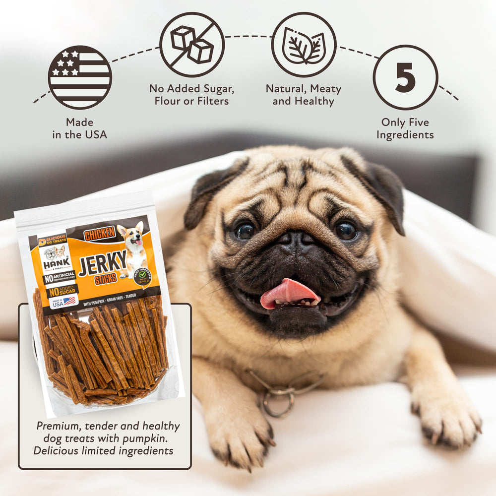 Hank & Harley bâtonnets poulet, gros plan sur texture moelleuse pour friandise quotidienne.