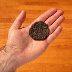 Galette de bœuf Happy Howie's cuite lentement pour une saveur riche et durable.