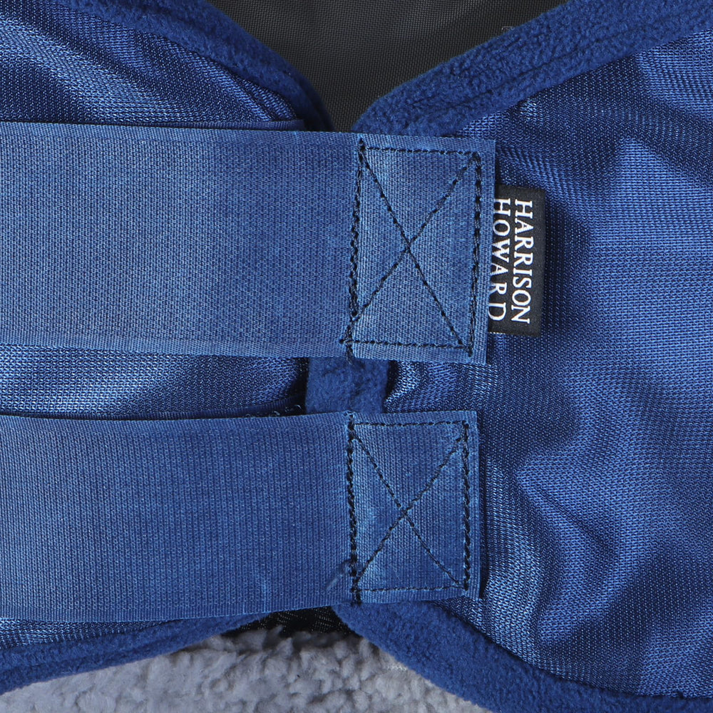 Ajustement ergonomique CareMaster Pro, masque confortable pendant l'activité.