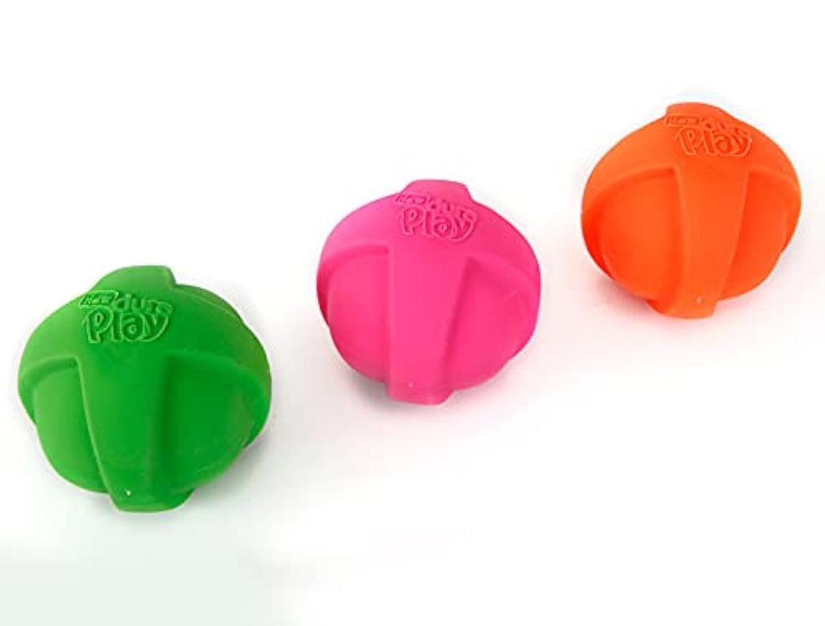 Jouet Hartz DuraPlay balle siffante en latex vert neon, idéal pour jeux en plein air