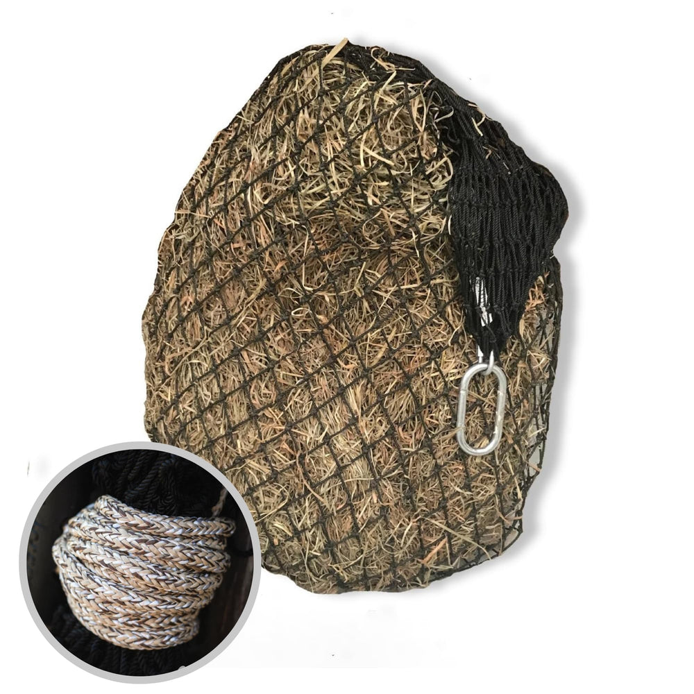 hay-chix hay-net demi-bale montrant les trous 1-3/4 pouces pour alimentation lente