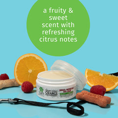 Hempz Petz Baume Patte Absorption Rapide montre une texture légère qui ne colle pas.