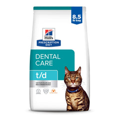 Hill's Prescription Diet t/d croquettes au poulet montrant la texture dentaire favorisant le nettoyage