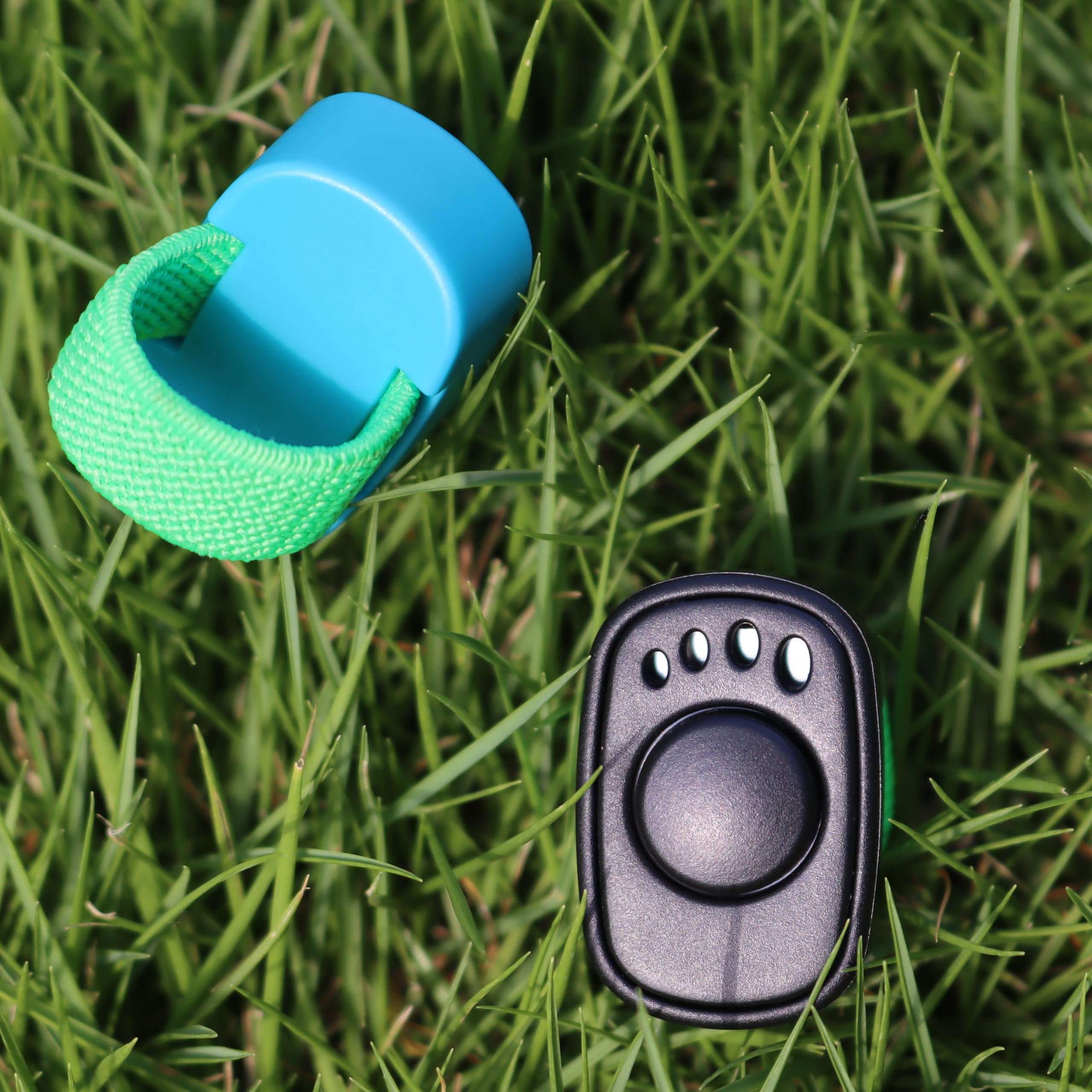 HoAoOo clicker mini noir bleu, taille légère et portable.