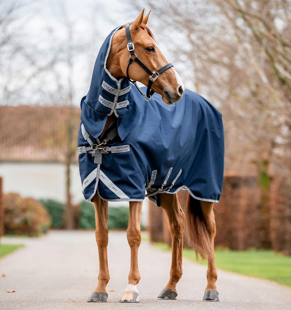 Horseware Amigo 1200D capuche intégrée pour plus de protection contre le vent.