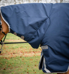 Horseware Amigo 1200D surcingle triple assure un maintien sûr durant l activité.