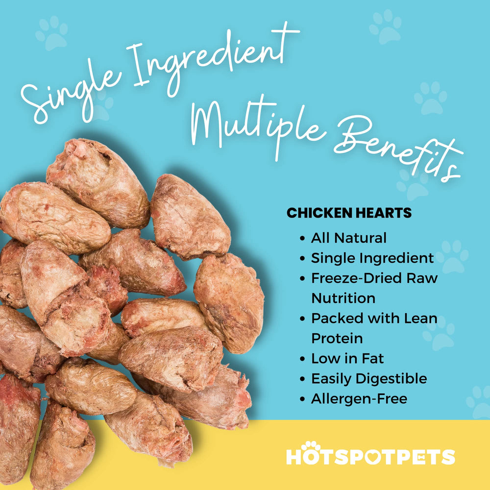 Hotspot Pets morceaux-coeur-poulet-seches, texture appétissante pour chien et chat.