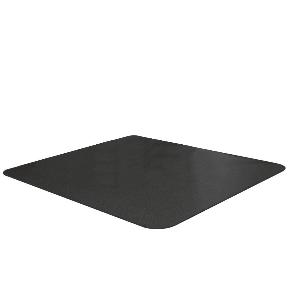 Tapis protection sous cage HugsandTails protège le sol des dégâts potentiels des animaux.