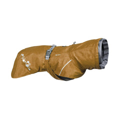 Hurtta Monsoon Coat II ECO en Desert, manteau imperméable pour chien sous pluie.