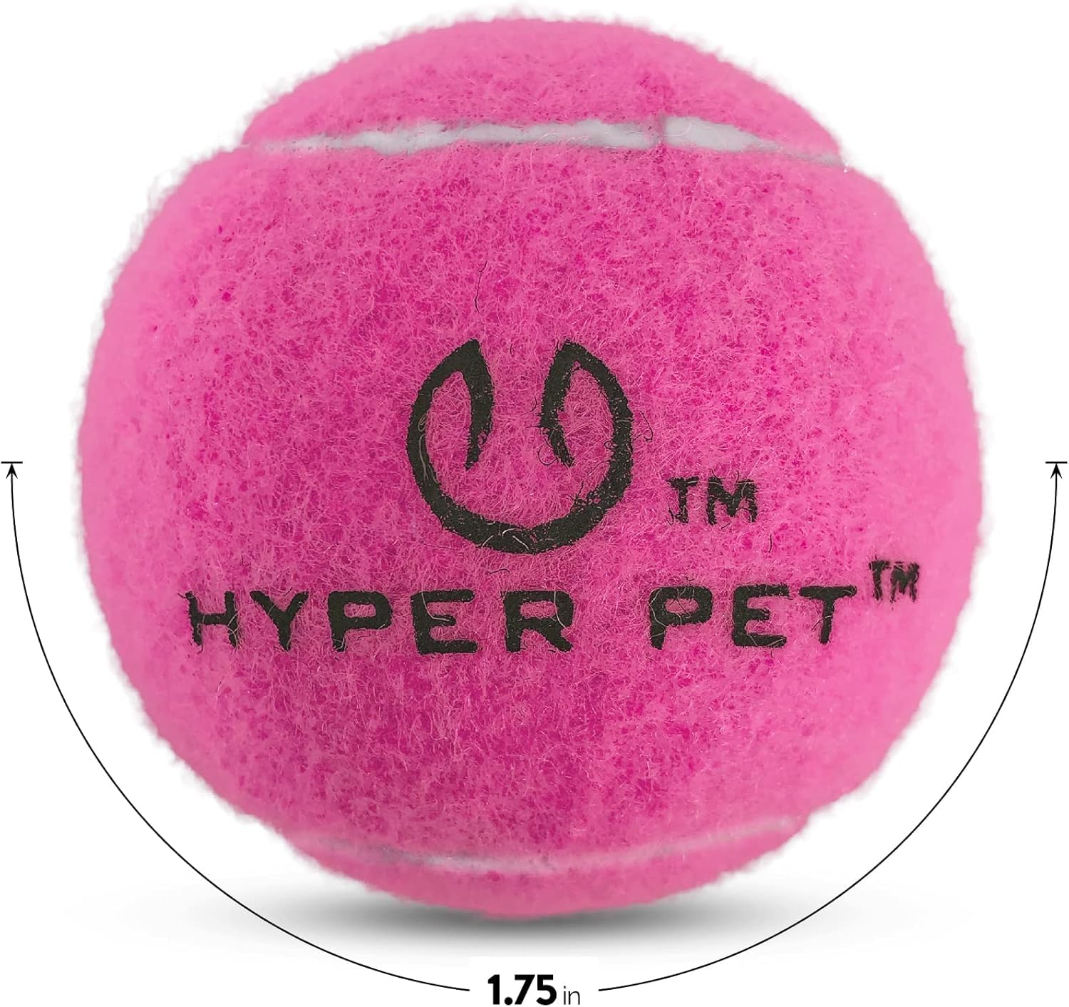 Hyper Pet MINI Tennis Balls rose dans l'herbe, facile à repérer lors des sorties.