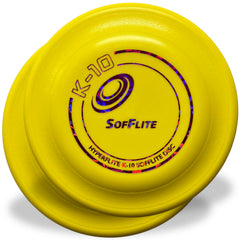 Disque Hyperflite K-10 SofFlite jaune en duo, prêt pour l’entraînement.