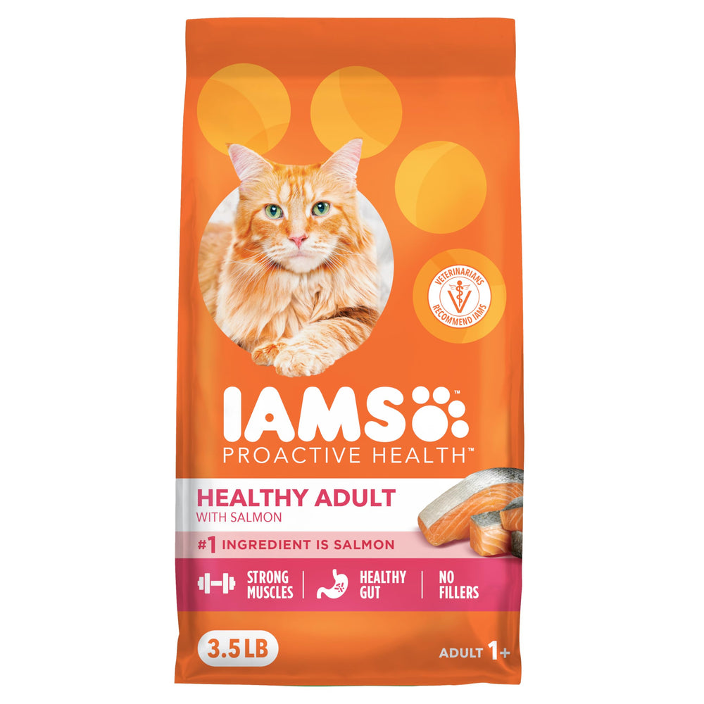 IAMS Proactive Health chat saumon croquettes, premier ingrédient pour des muscles solides.